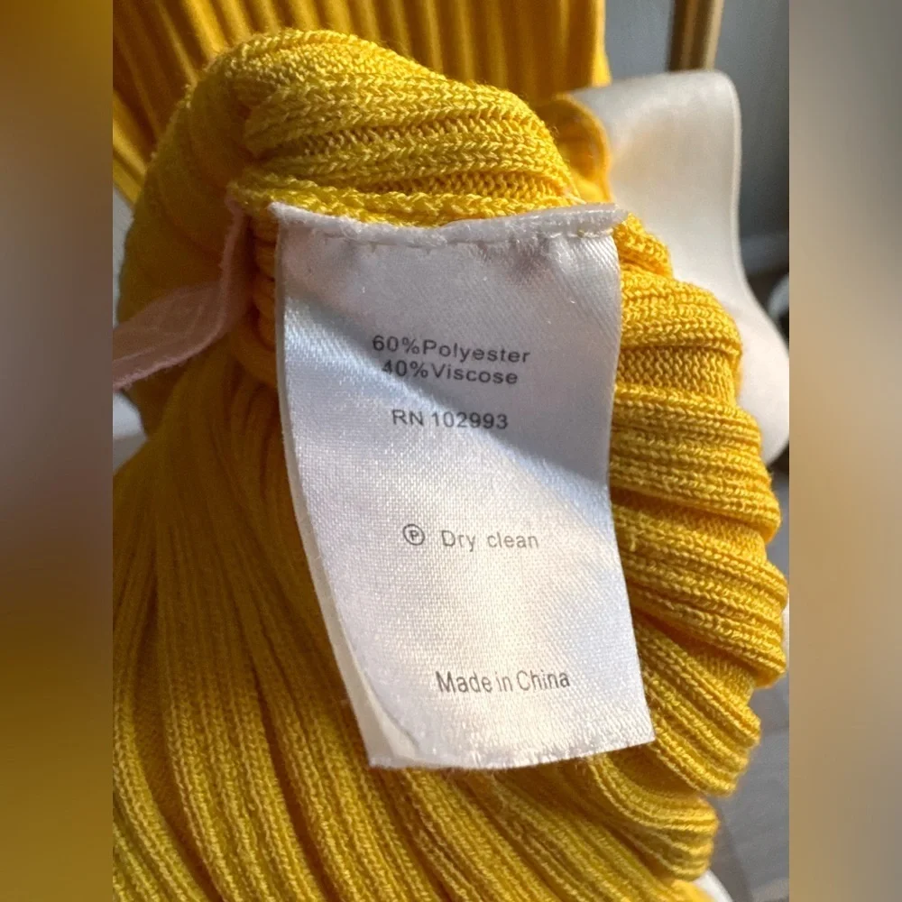 Esteban Cortazar x RTR Sunflower Yellow Knit Dress sz: M (hi-low)